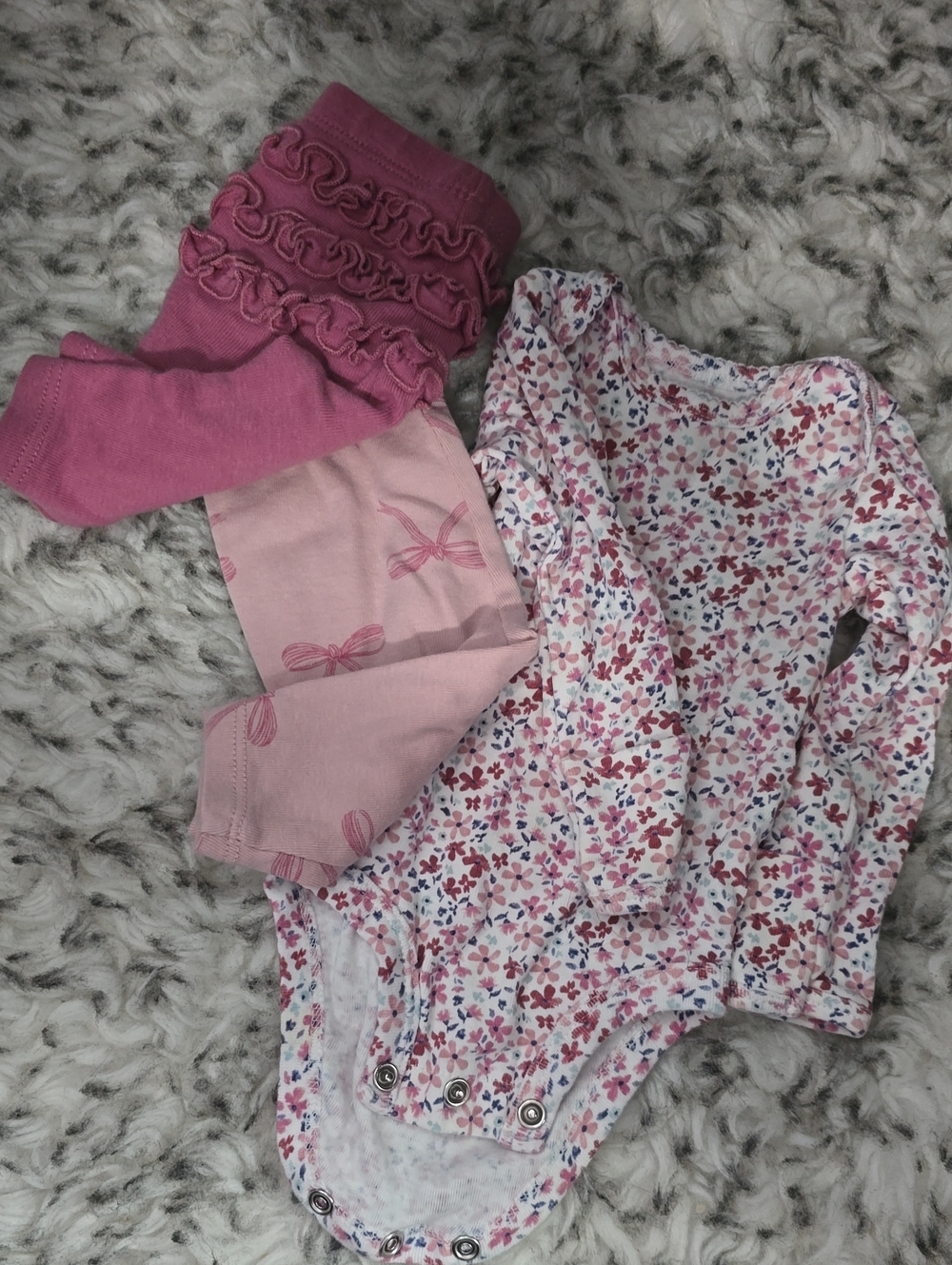 Carter's NB BUNDLE Pink Baby
